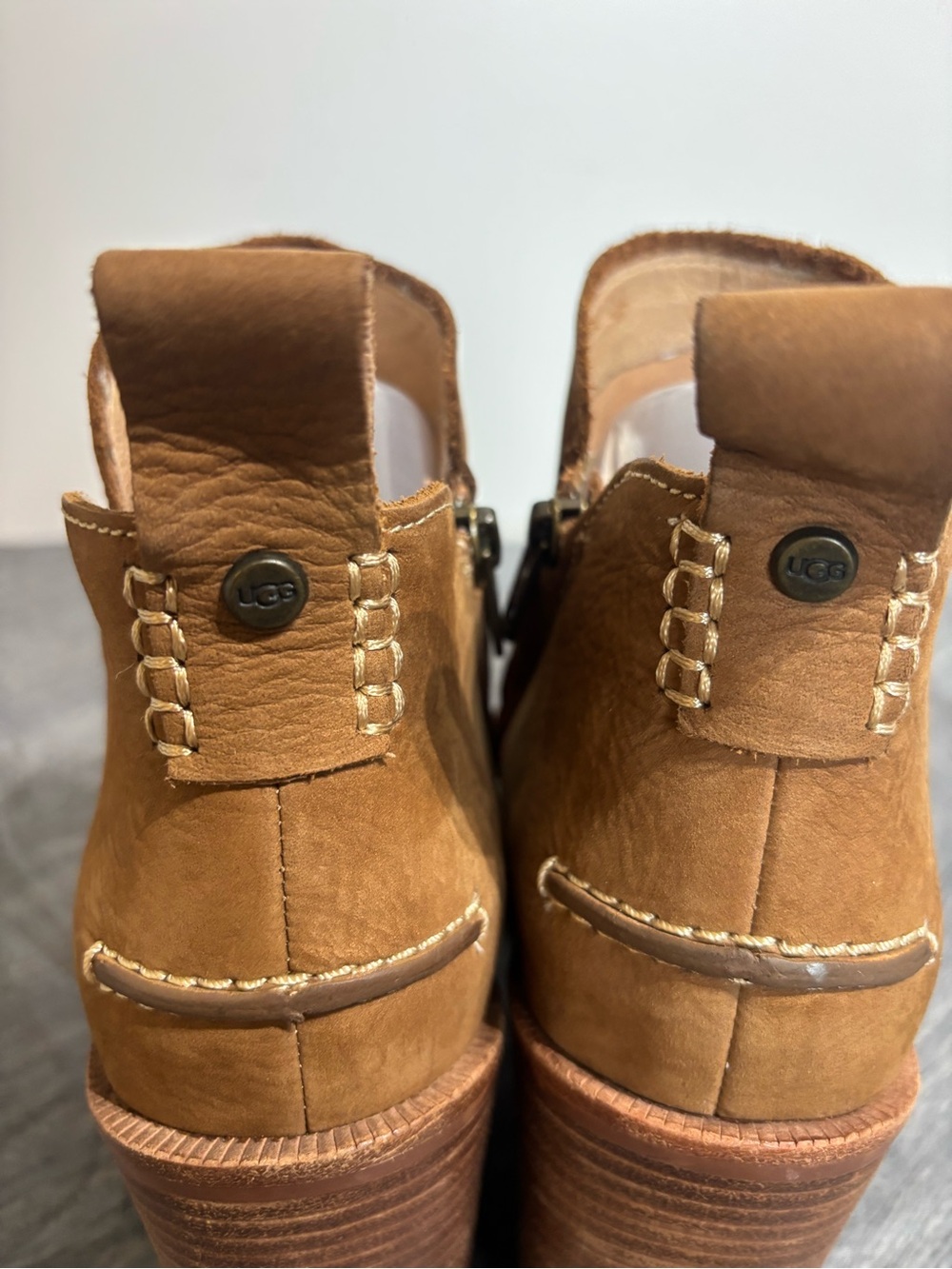 UGG Pixley Chestnut Nubuck Leather Stacked Block Heel Ankle Boots Size 8 GUC - Picture 9 of 10